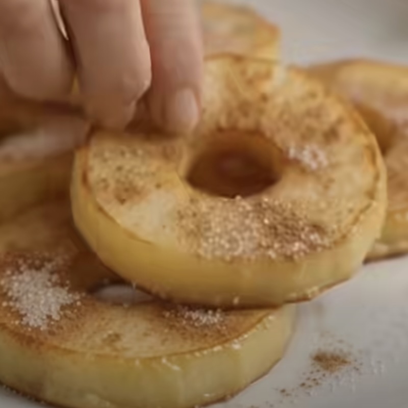 Cinnamon Apple Rings