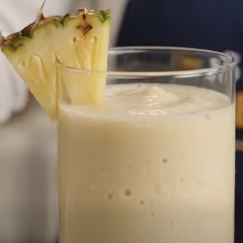 Easy Virgin Piña Colada